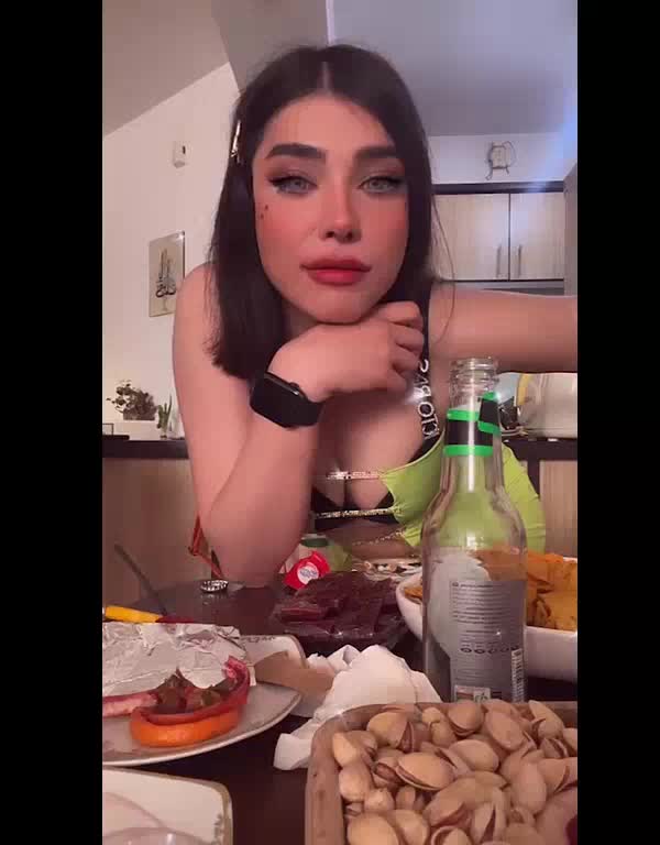 ⭐ کلیپ سکسی مشهدی بدون سانسور 【 اینترنت نیم بها 】 سایت بکن تو - تماشای آنلاین در بکن تو