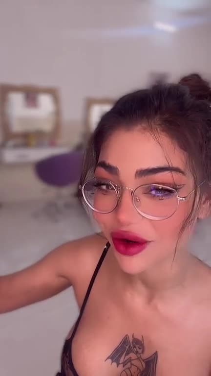 🔞 ساک زدن کرجی لو رفته 【 بدون فیلتر 】 سایت بکن تو - تماشای آنلاین در بکن تو