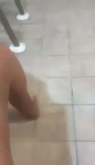 سکس با دختر حشری کنار استخر.mp4 - تماشای آنلاین در بکن تو