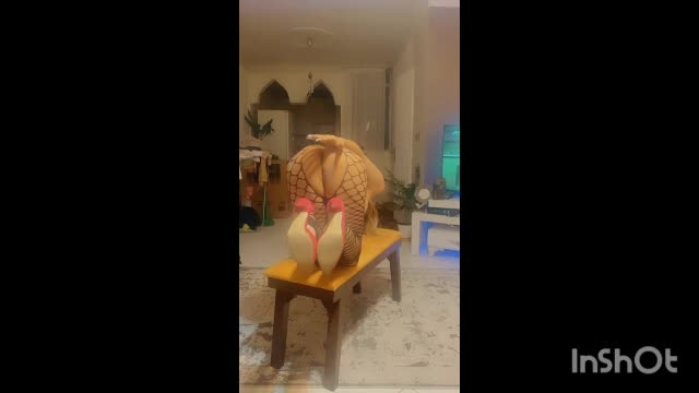 لو رفته از شاخ اینستا قبل از برنامه و کس لیسی.mp4 - تماشای آنلاین در بکن تو
