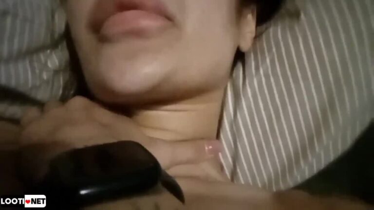 جنده سهراب باز کسش حوس کیر کرده میگه دلم واسه کیرت تنگ شده.mp4