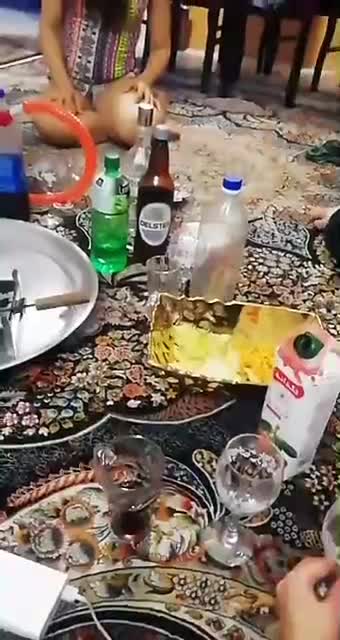 لایو سکسی چند زوج ایرانی قسمت 2.mp4 - تماشای آنلاین در بکن تو